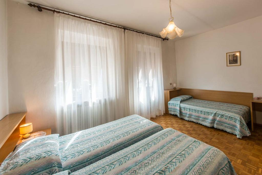 Albergo Antica Rosa 레비코온천 외부 사진